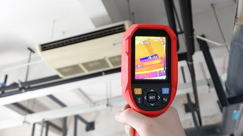 UTi260B Thermal Imaging Camera on air-conditioner-inspection-2 UTi260B Thermal Imaging Camera on air-conditioner-inspection-2