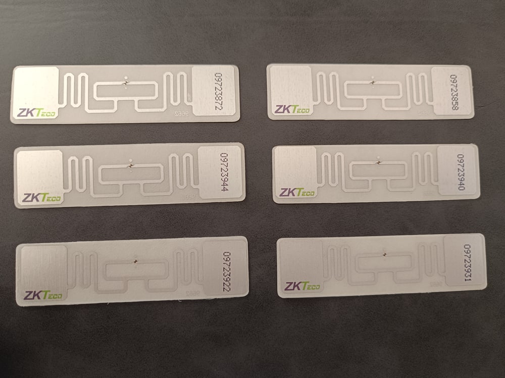UHF1-Tag2 ZKTeco Windsheild Sticker Long Range RFID Tags-P2